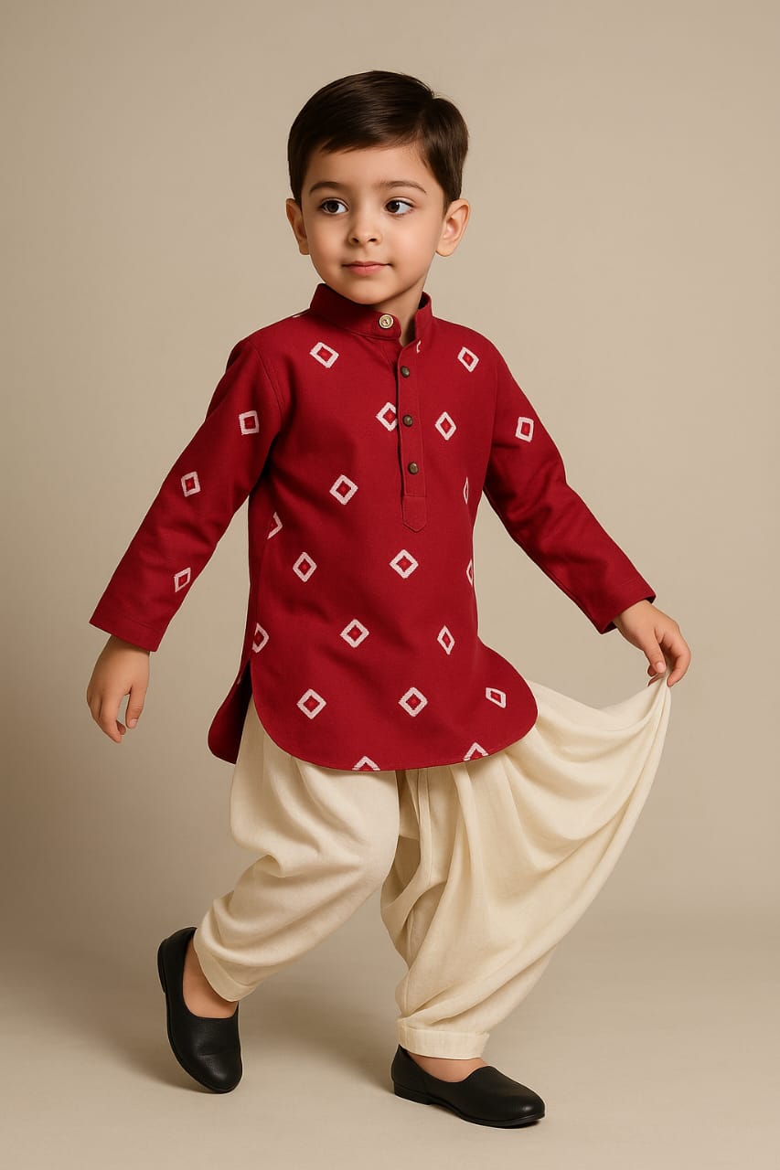 Pre Order: Printed Kurta With Beads Detailing And Salwar