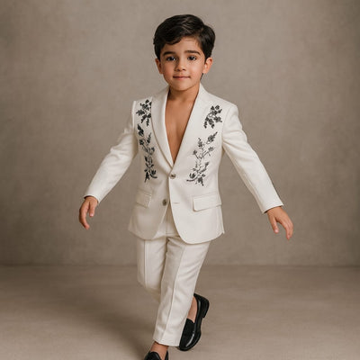 Pre Order: White Embroidered Blazer Set