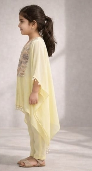 Pre Order: Noor-e-Basanti Set