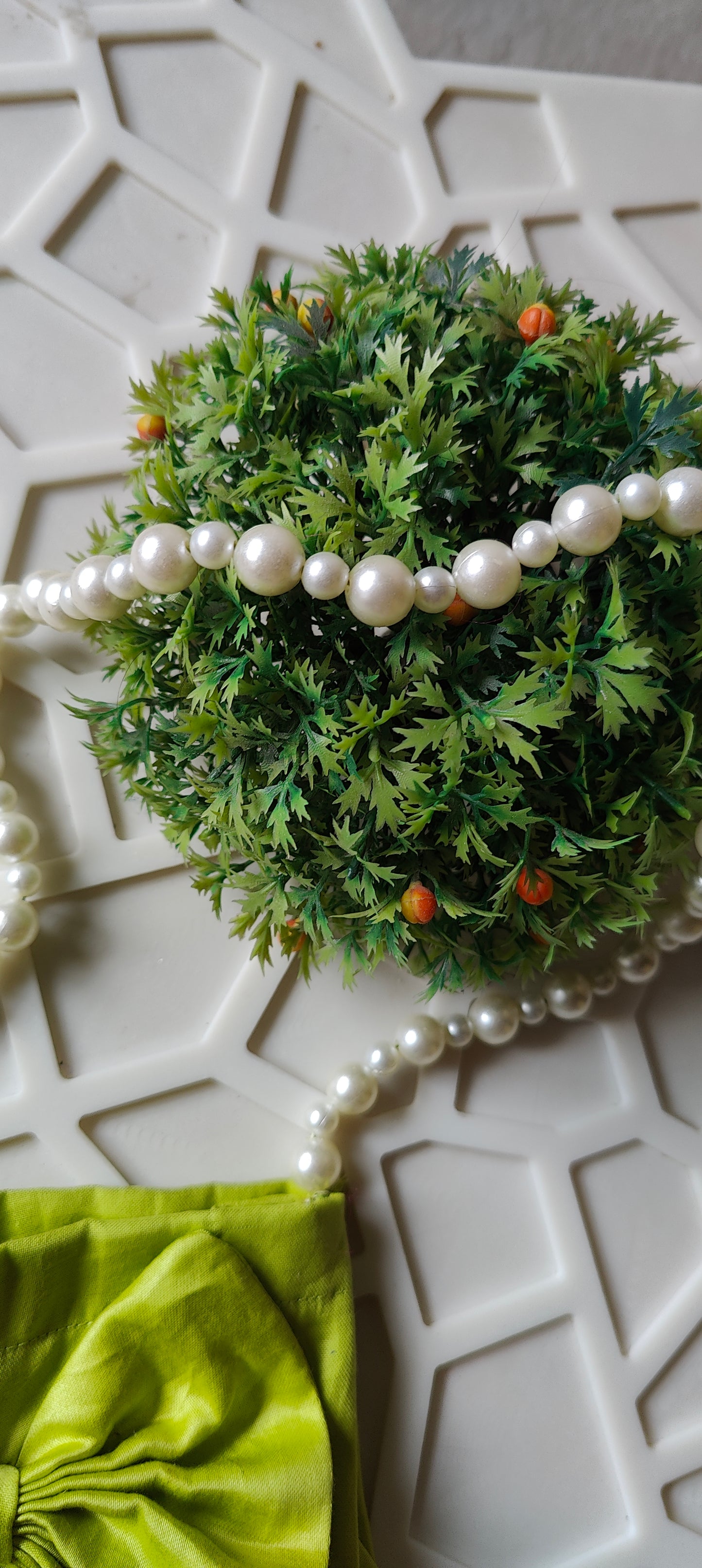 Green Bow Pearl Bag