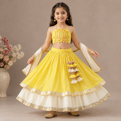 Pre Order : Peeli Gulabo Lehenga Set