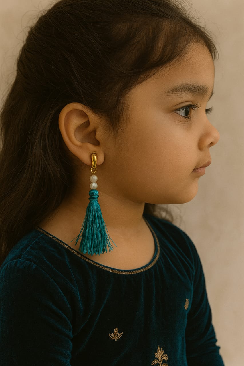 Teal Tassel Pearl Clip On Earring