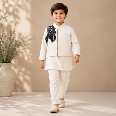 Pre Order: Shwet Noir Kurta Set With Jacket