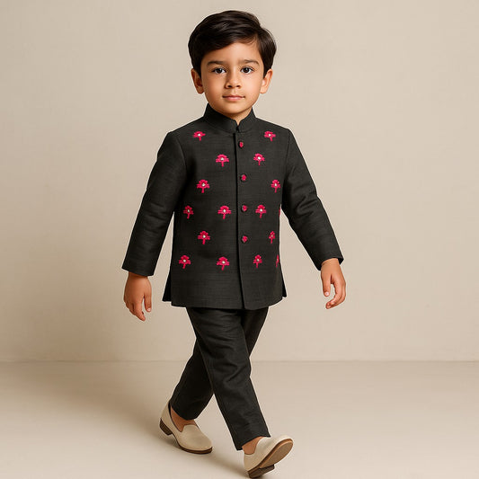 Pre Order: Black Embroidered Kurta And Pyjama