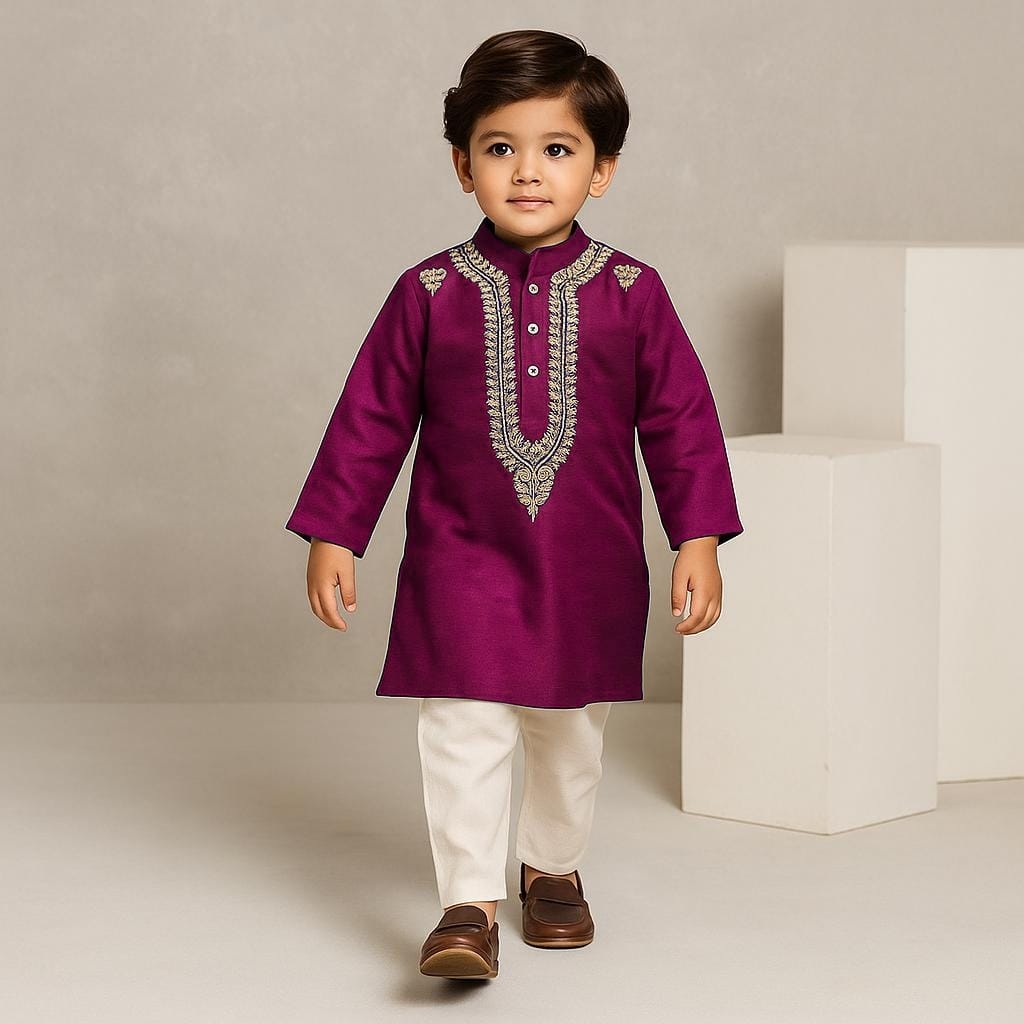 Pre Order: Wine Zari Embroidered Kurta With Off White Pyjama