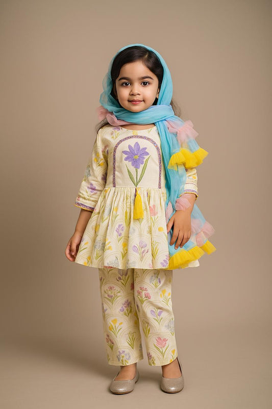 Pre Order: Floral Slit Top With Pant And Dupatta