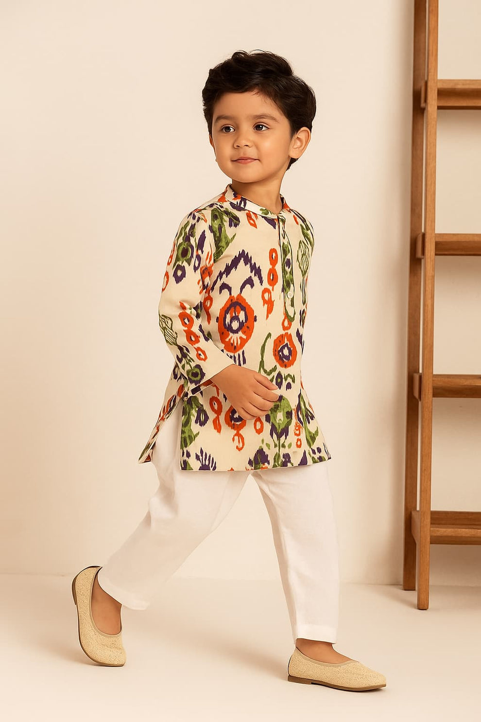 Pre Order: Pleated Hem Multicolour Printed Kurta And Pyjama