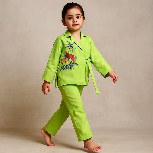 Pre Order: Exquisite Animal Embroidered Front Overlap Shirt With Tie-Ups And Pant