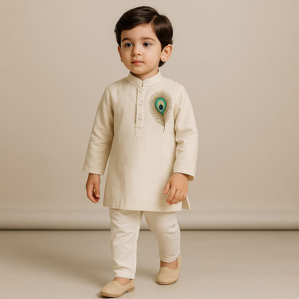 Pre Order: Mor Pankh Embroidered Kurta And Pyjama
