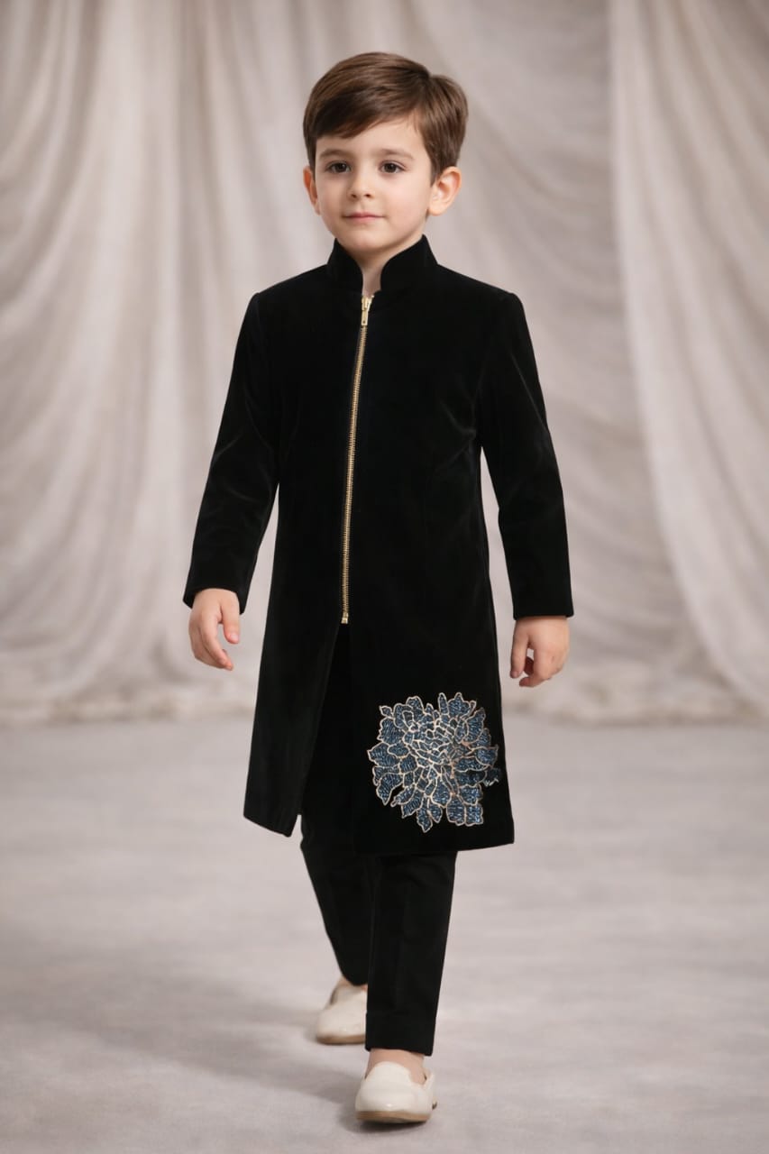 Pre Order: Shahi Kaala Sherwani