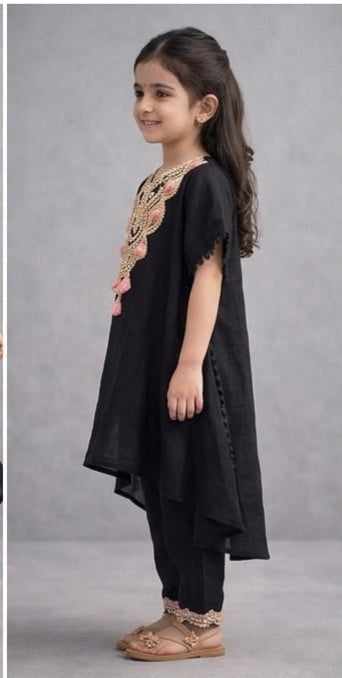Pre Order: Noor Noir Kurta Set
