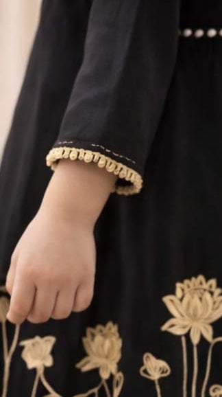 Pre Order: Shahi Kaala Ensemble Set
