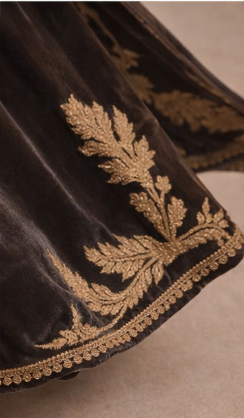 Pre Order: Noor-e-Sham Velvet Saree