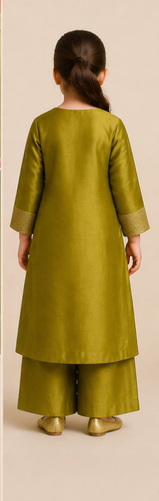 Pre Order: Aranya Bloom Kurta Set