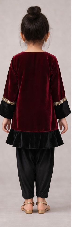 Pre Order: Gulnaar Velvet Kurta Set