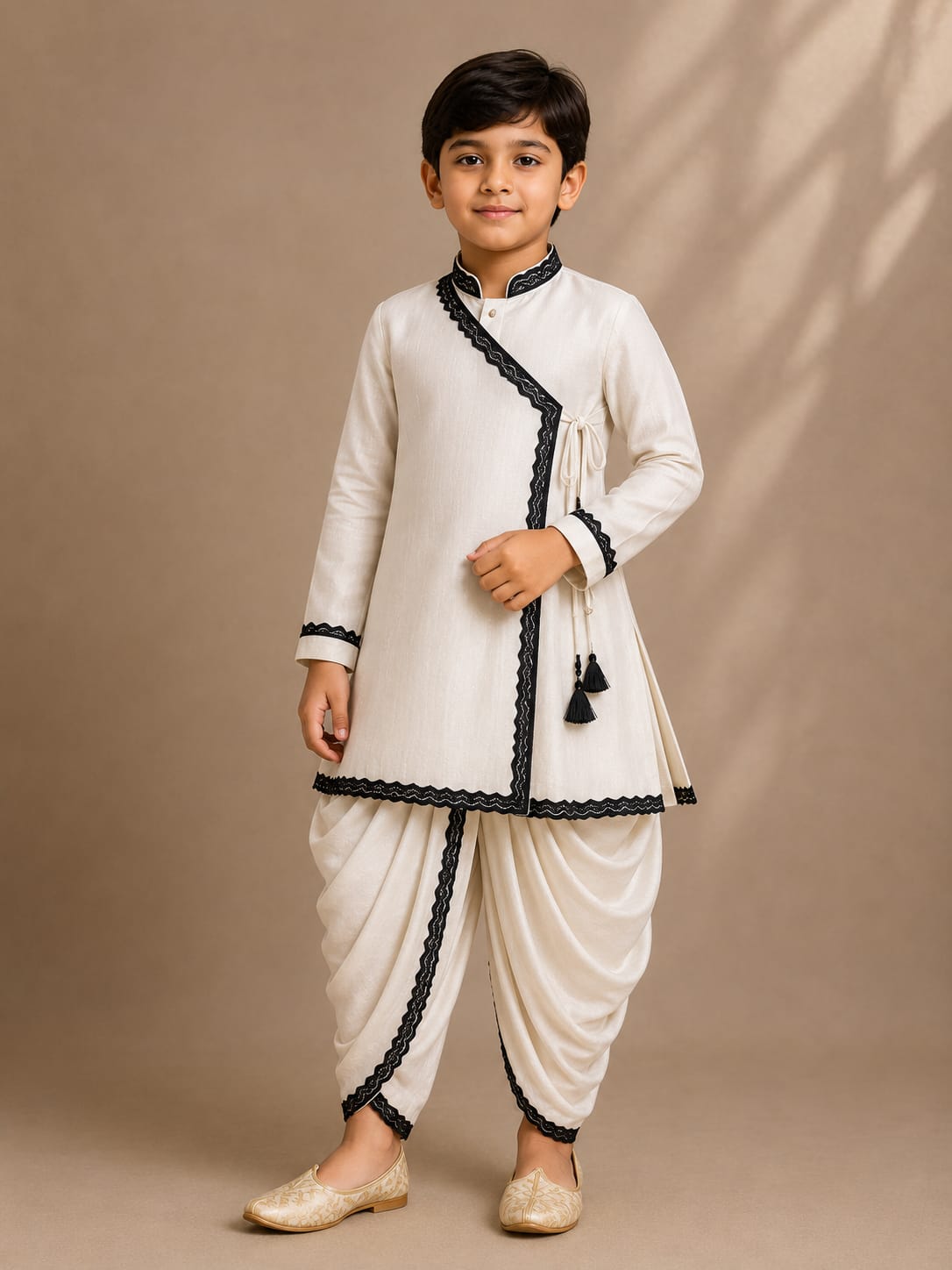 Pre Order: Noor-e-Siyah Kurta Set