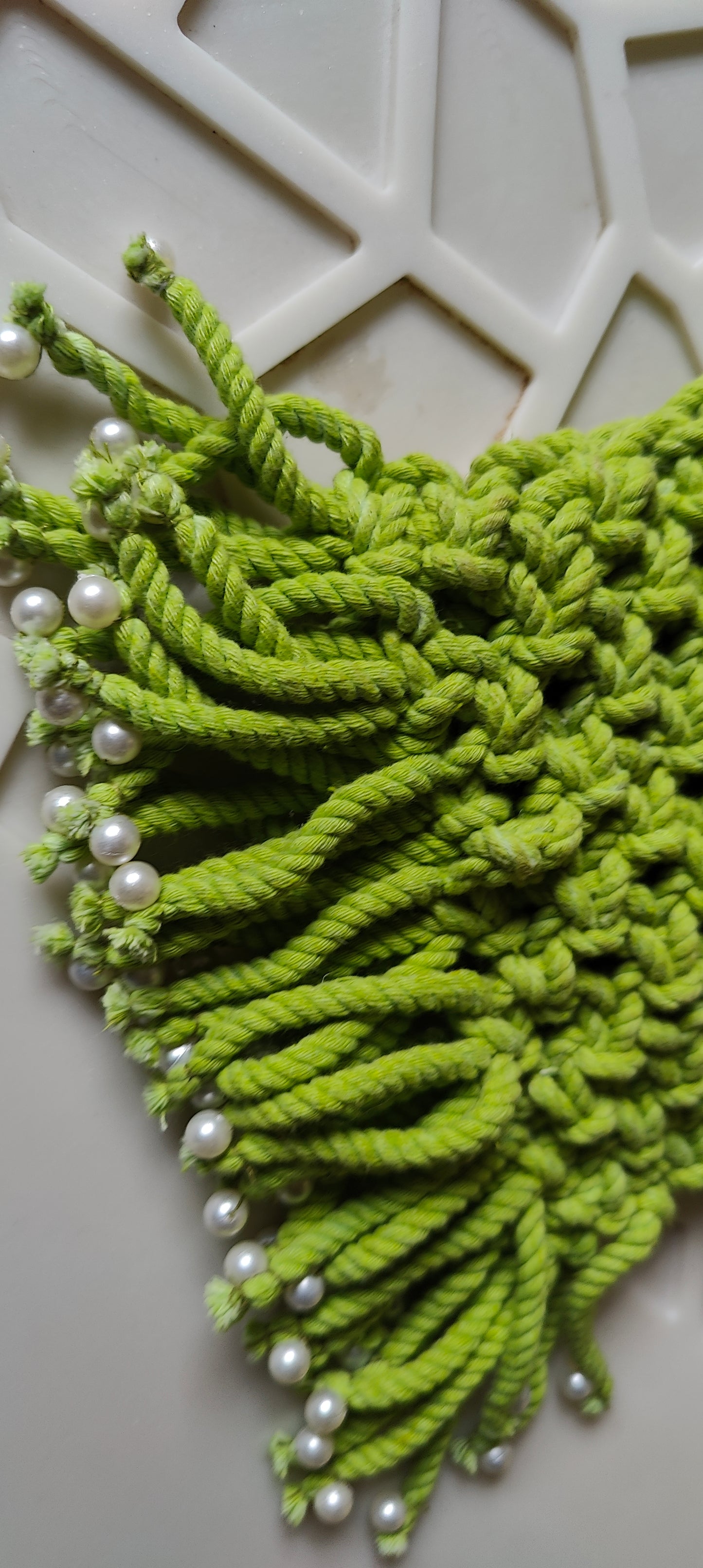 Green Macrame Pearl Bag