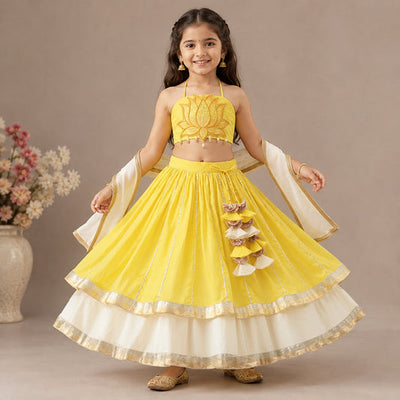 Pre Order : Kesariya Noor Lehenga Set