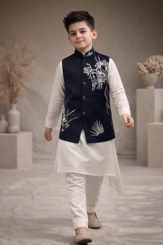 Pre Order: Rivaah Lullaby Kurta Set With Jacket