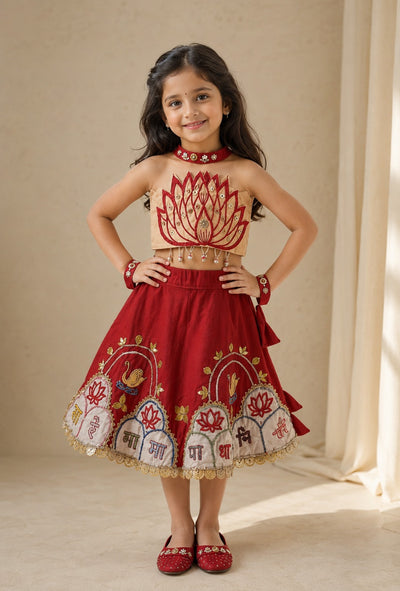 The Sacred Swan & Lotus Set