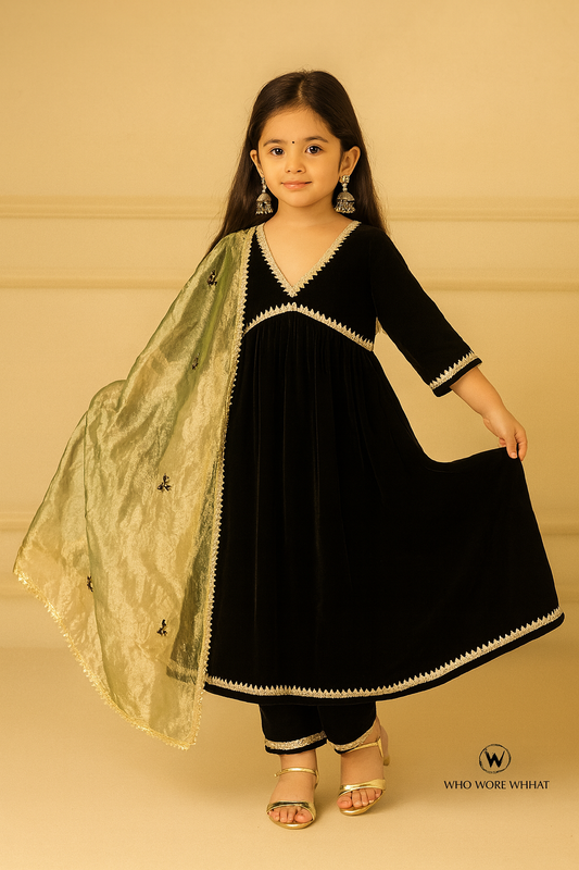 Pre Order: Black Anarkali Lace Detailing Suit Set