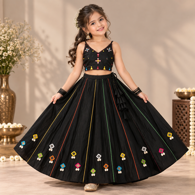 Pre Order : Kaali Rangoli Lehenga
