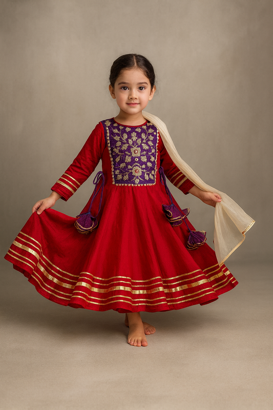 Pre Order: Side Knot Detailed Shiny Flared Anarkali