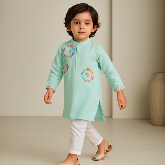Pre Order: Colourful Thread Embroidered Green Kurta And Pyjama