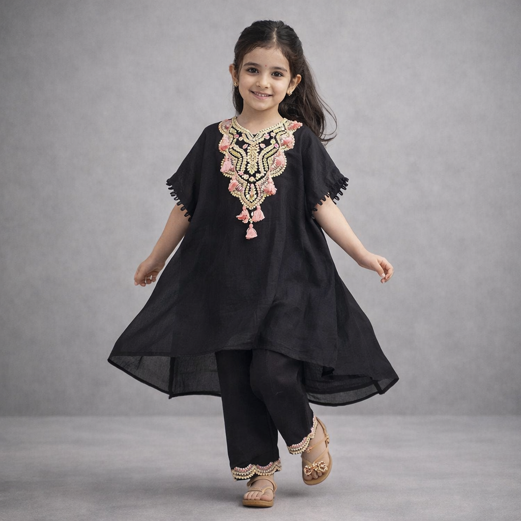 Pre Order: Noor Noir Kurta Set