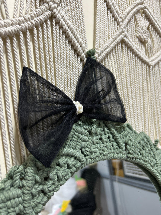 Pre Order: Black Elegant Pearl Bowie Hair clip